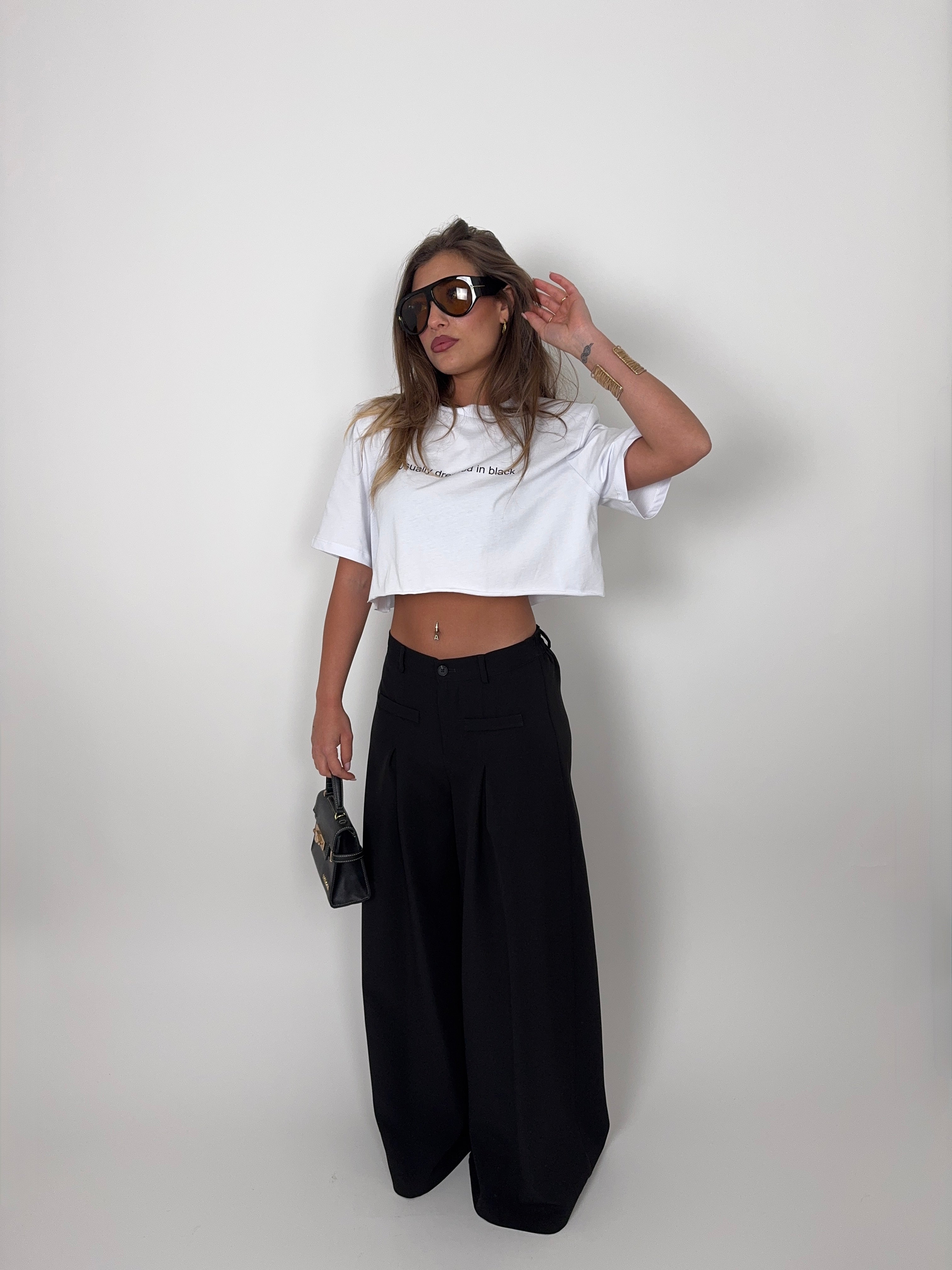 T-SHIRT CON SPALLINE