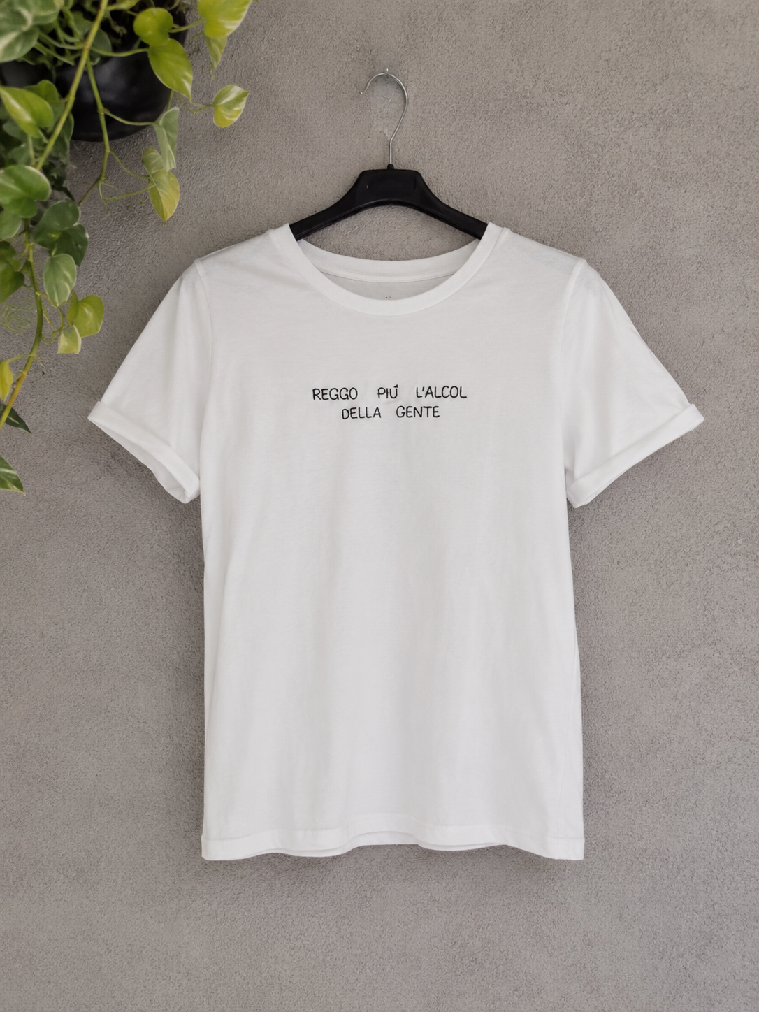 T-SHIRT