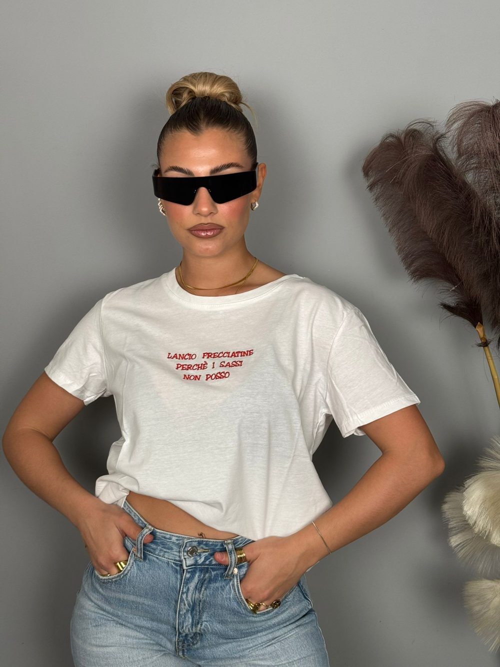 T-SHIRT lancio frecciatine perchè i sassi non posso