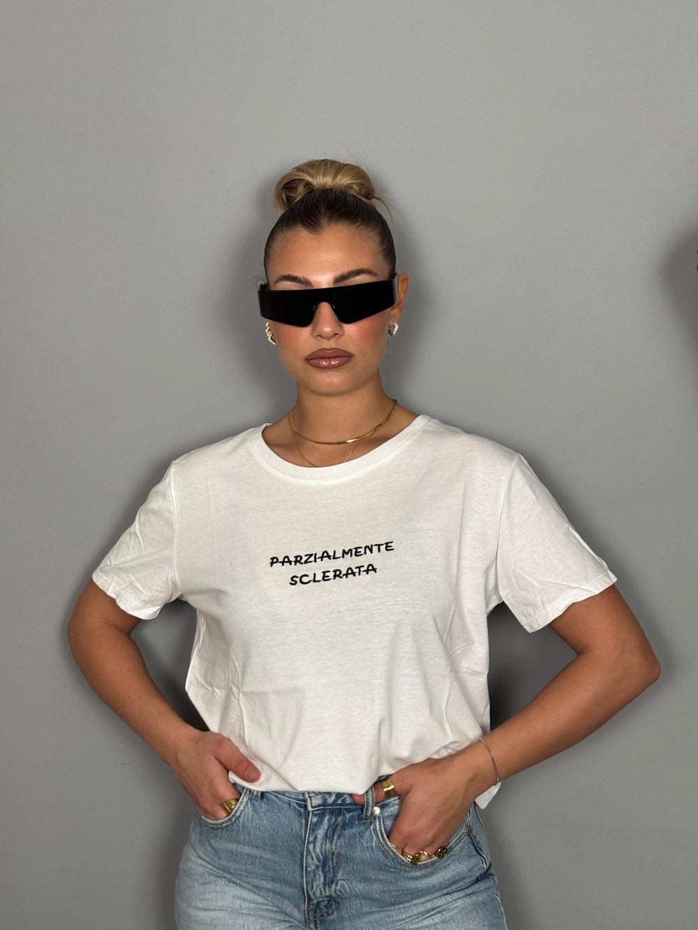 T-SHIRT parzialmente sclerata