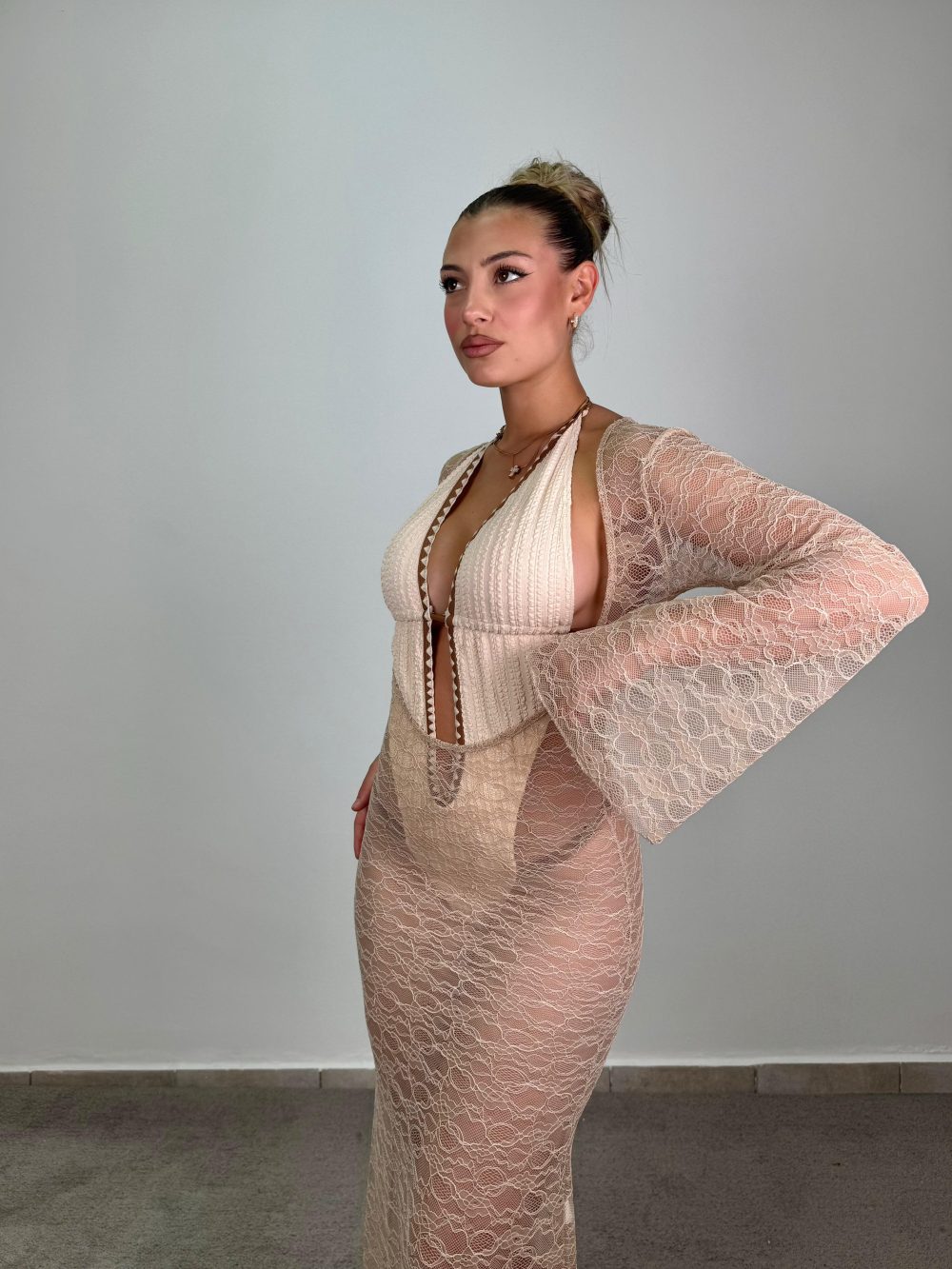 PAREO RICAMATO BEIGE - immagine 2