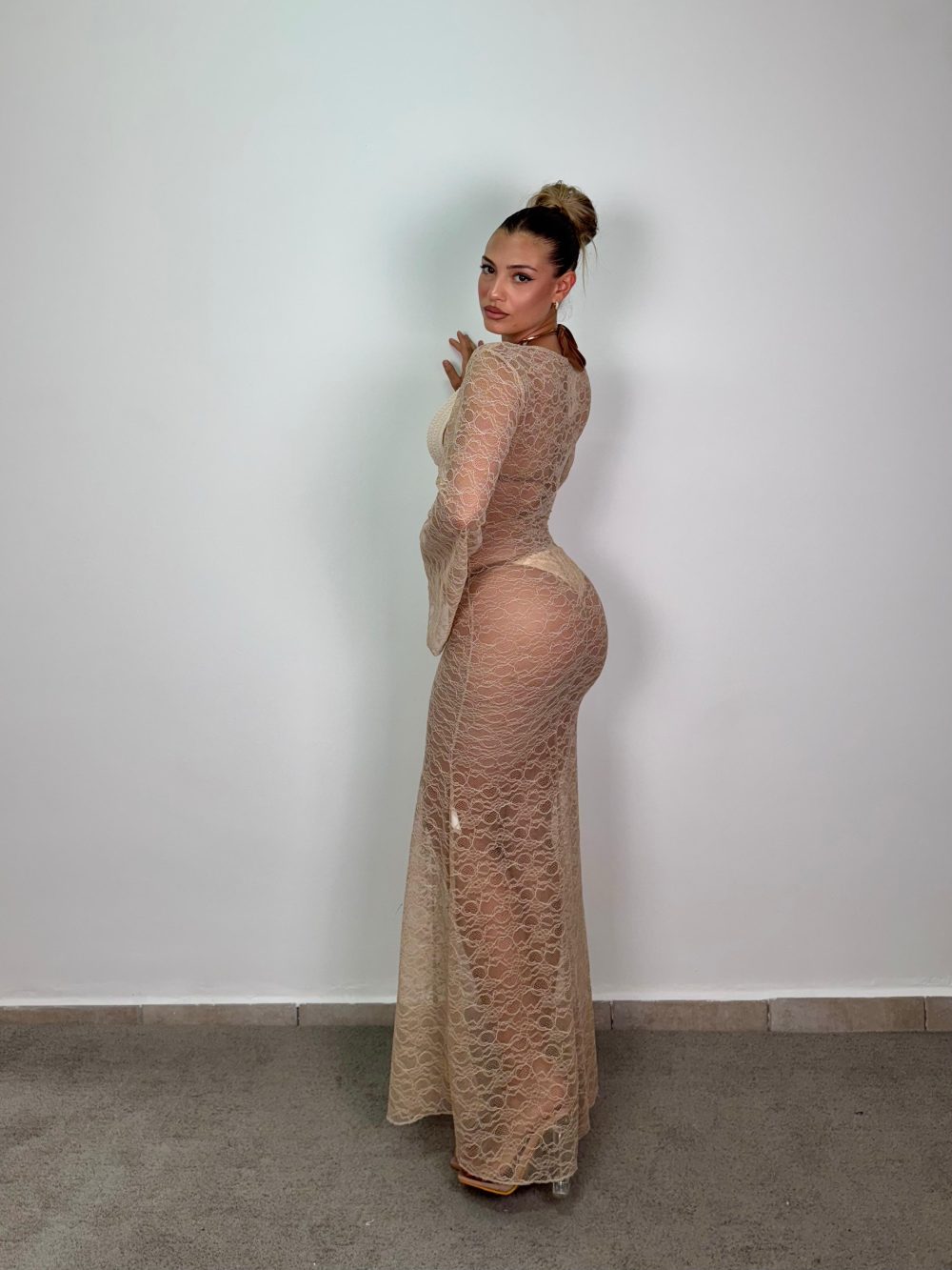 PAREO RICAMATO BEIGE